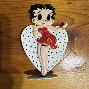 Vintage Betty Boop Earring Holder Metal Heart Shape by King Features Syndicate